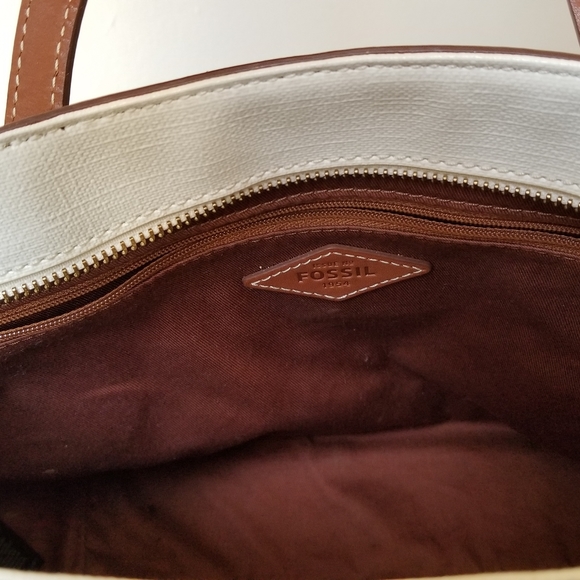 Fossil Ava Satchel, Dot - White and Brown - Picture 9 of 13